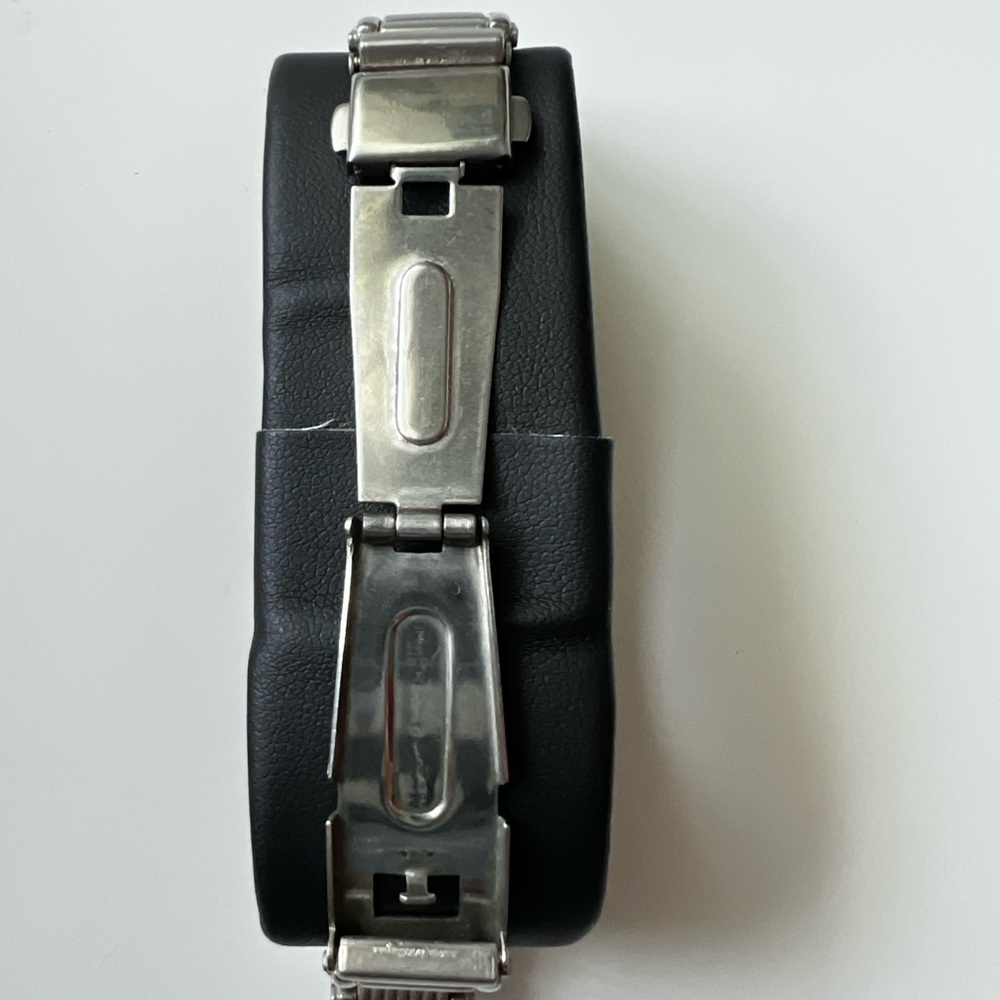 Classique Vintage Silver Quartz Men’s Watch (Tested/Working) - Picture 5 of 6